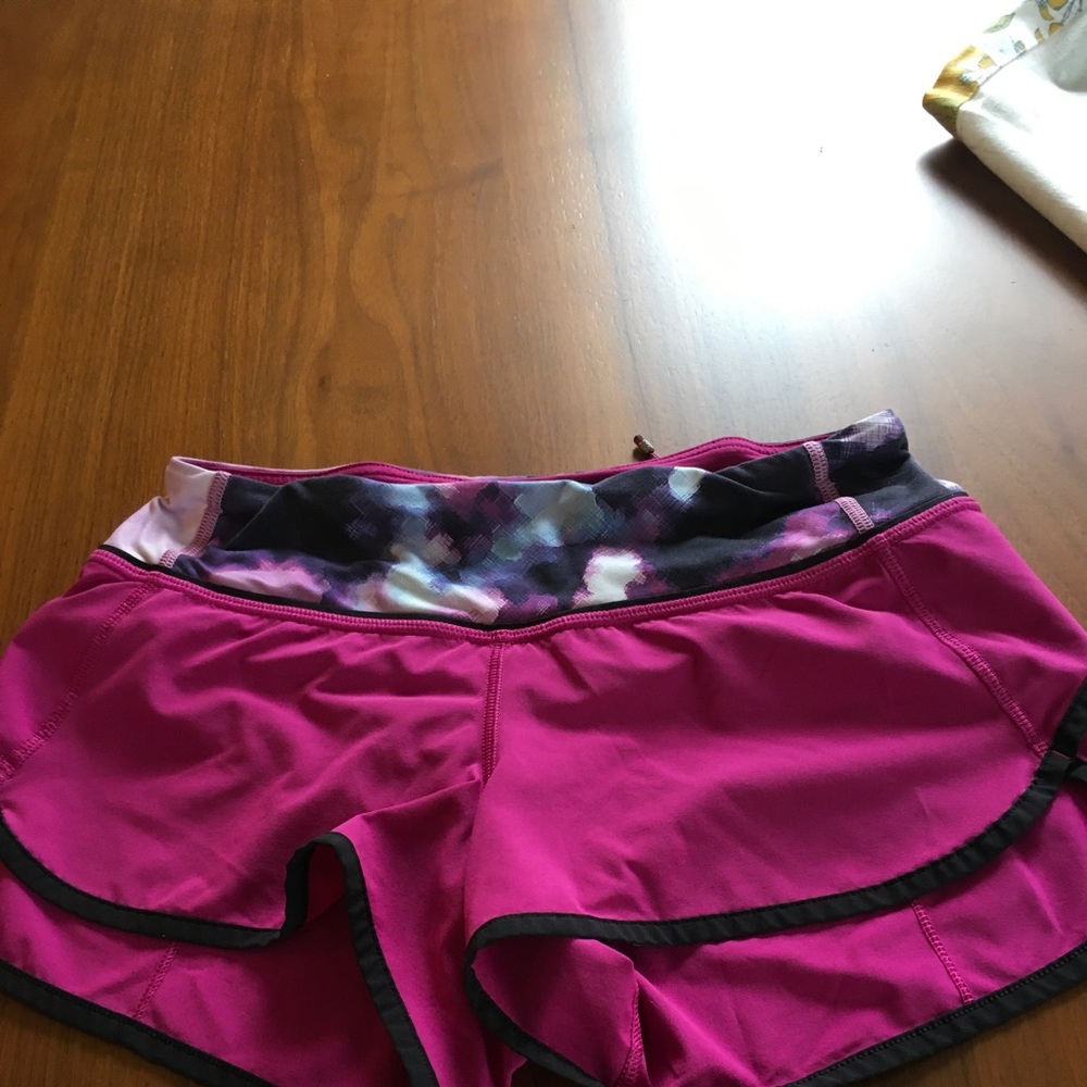 Lululemon Speed shorts 2 EUC Pink with multi waist